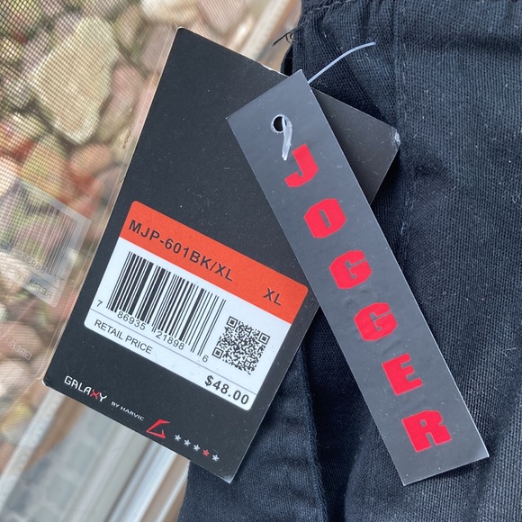 Galaxy by Harvic Men's Basic Stretch Twill Joggers in Black size XL - Picture 3 of 5